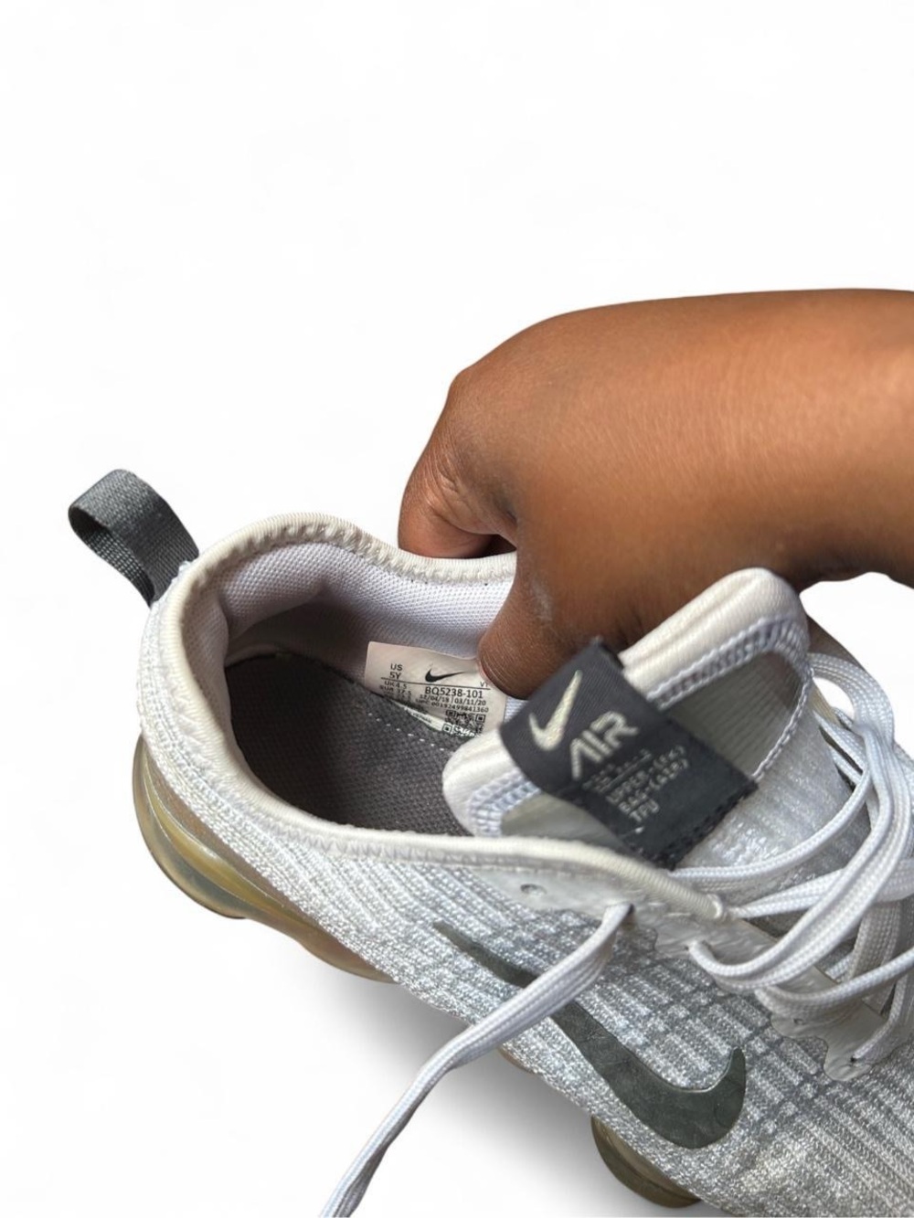 Nike Air VaporMax Flyknit 3 White Silver Running Sneakers Gym Futuristic Bubble - Picture 4 of 6